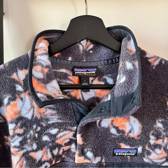 Patagonia Synchilla Snap-T lightweight Swirl Floral & Pitch Blue Gray Women’s L - Picture 7 of 16